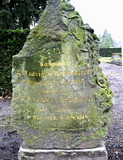 Ludvig Brockdorffs gravsten på Assistens Kirkegård. Klik for større billede